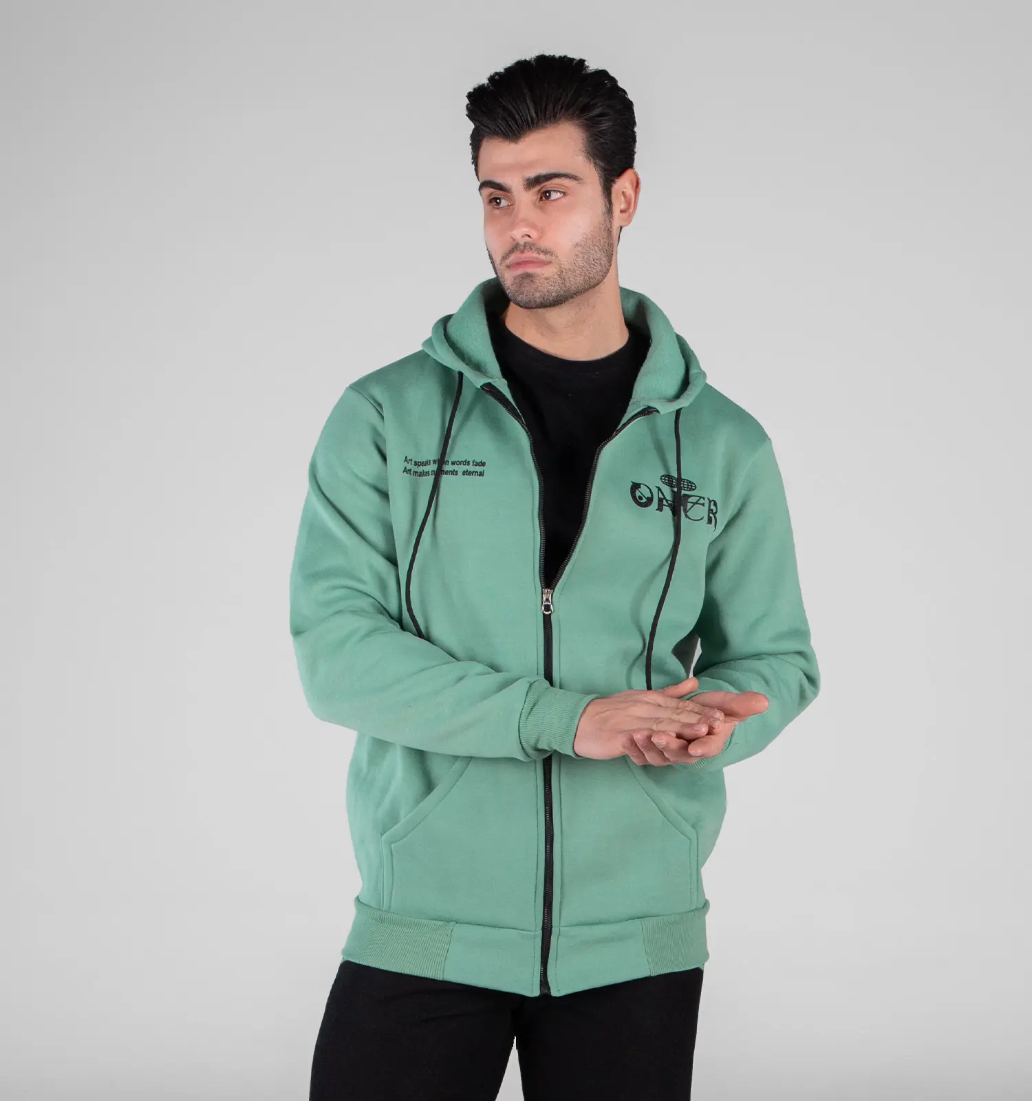 سویشرت کلاه دار